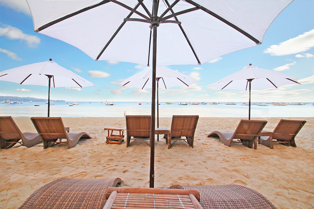THE ROSE PIKE AT BORACAY 42/50