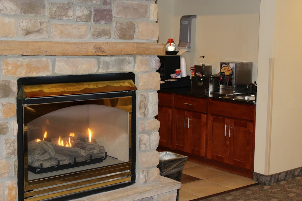 CRYSTAL SPRINGS INN AND SUITES 34/39