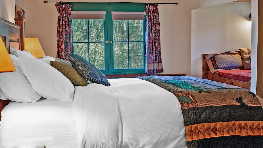 Weasku Inn 10/50