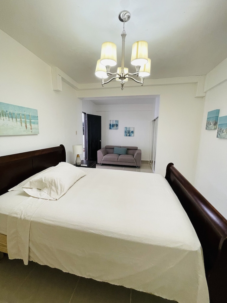 Placid Suites (ex. HM Suites) 12/50