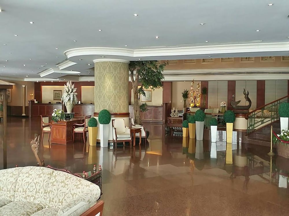 The Regency Hotel Hatyai 46/50