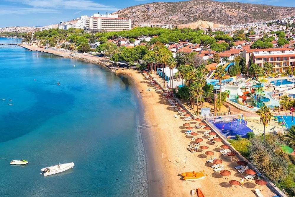 Vital Beach Hotel 12/50