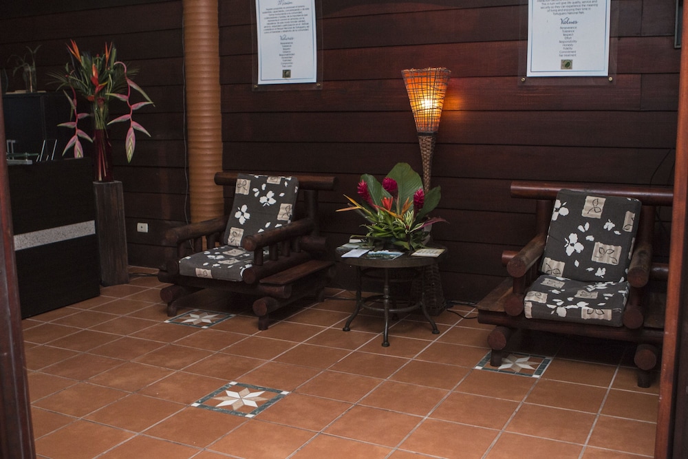 ANINGA LODGE 35/58