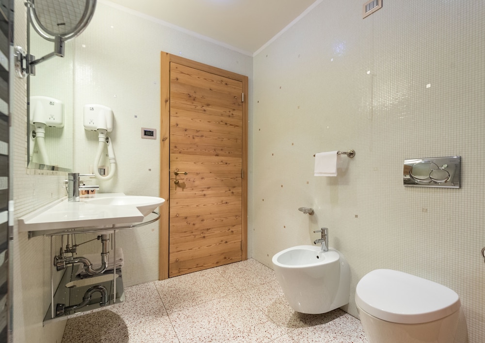 Residence Antares 17/81