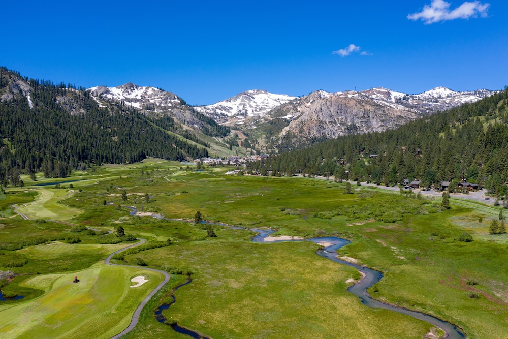 The Village at Palisades Tahoe 26/50