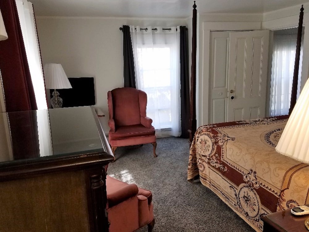 Chetwynd House Inn 15/21