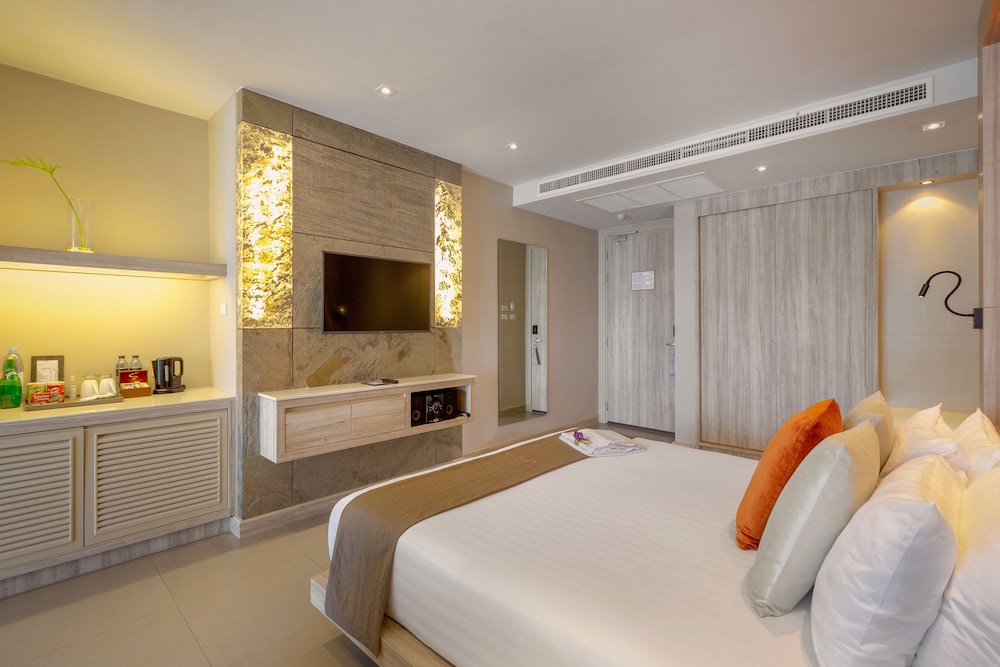Cape Sienna Phuket Gourmet Hotel Villas 9/75