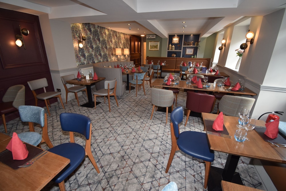 The Elphinstone Hotel 30/36