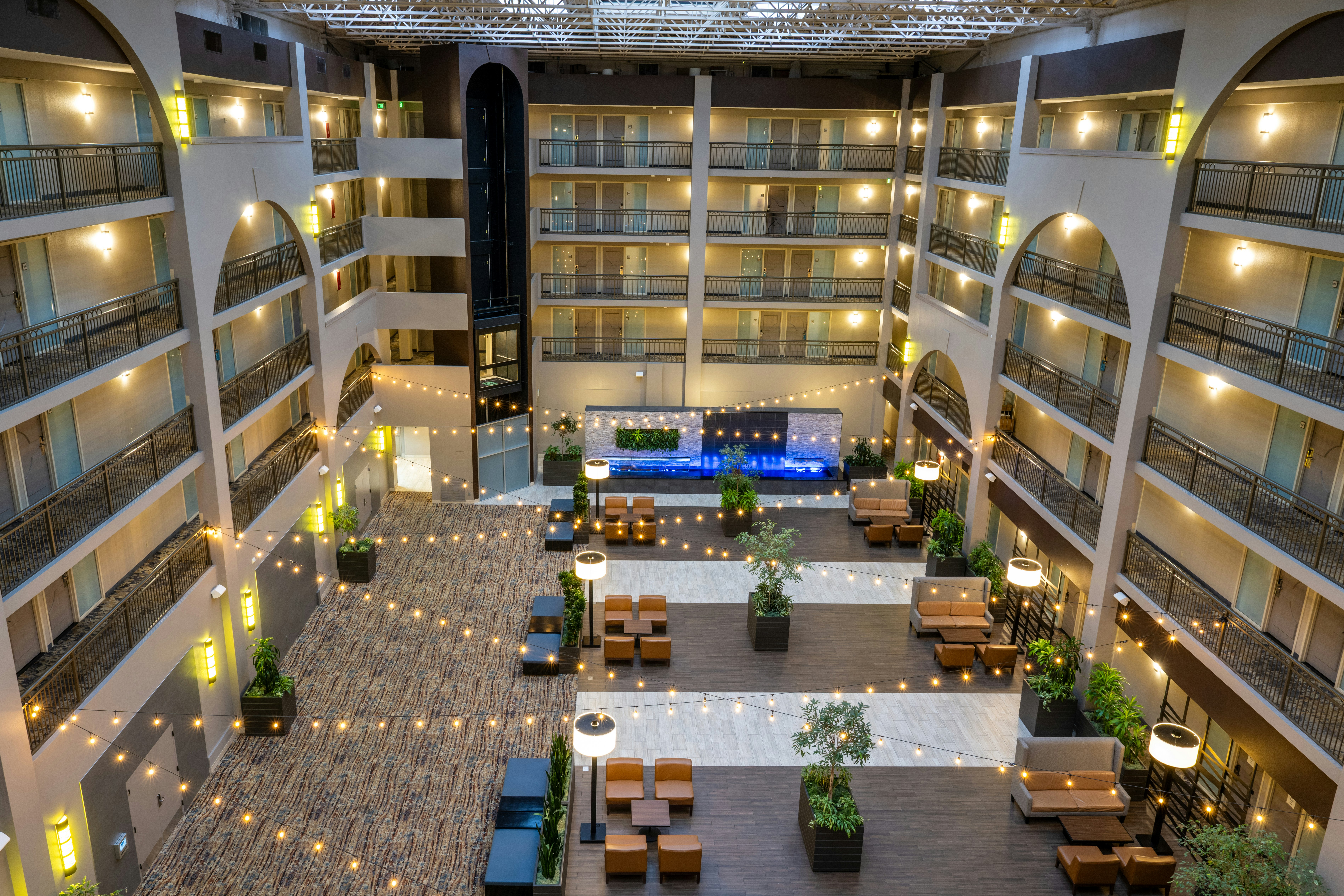 Embassy Suites by Hilton Seattle Bellevue 6/76