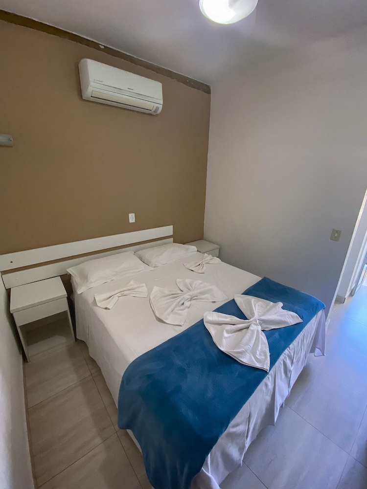 Beachcamp Maresias 12/40