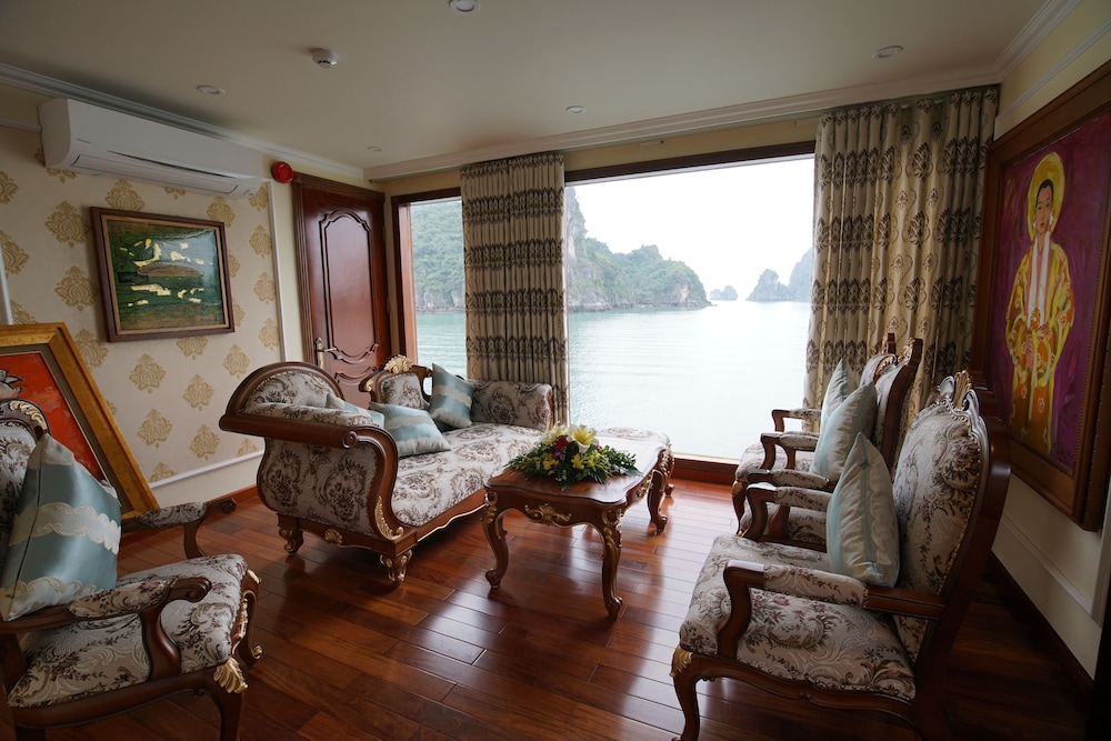 Emperor Cruise Ha Long 30/50