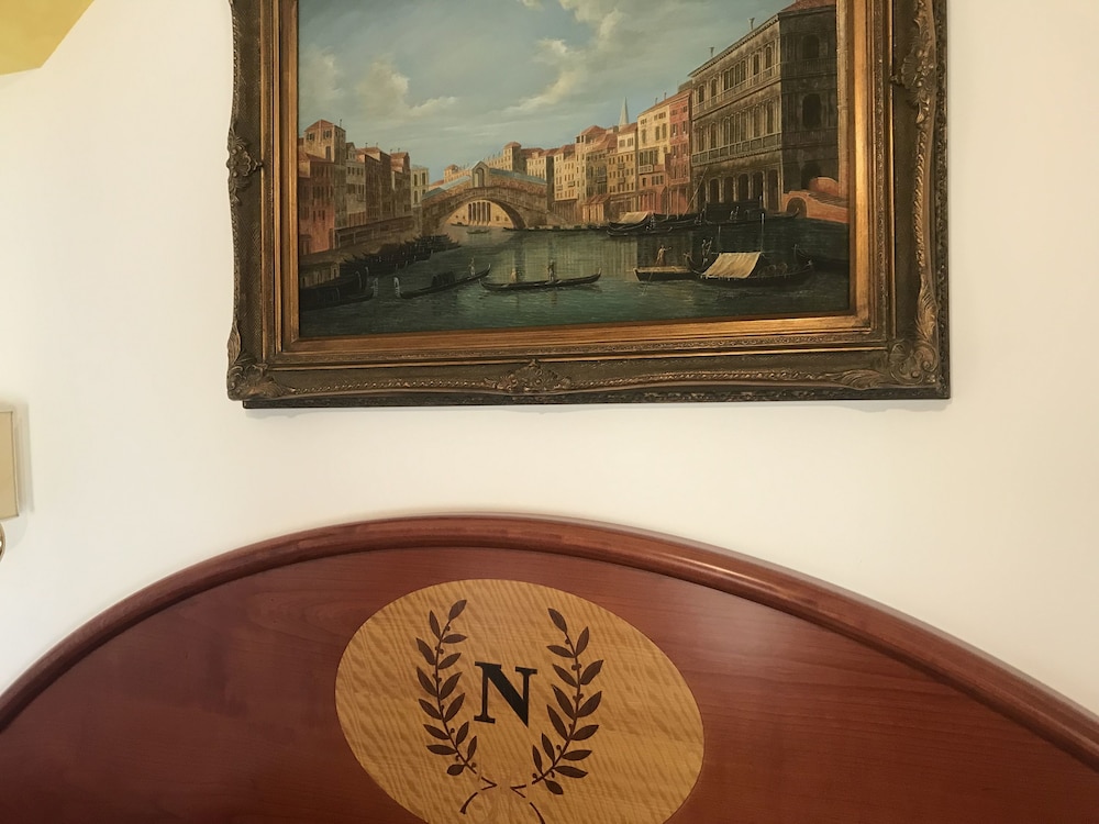 Hotel Napoleon 18/50