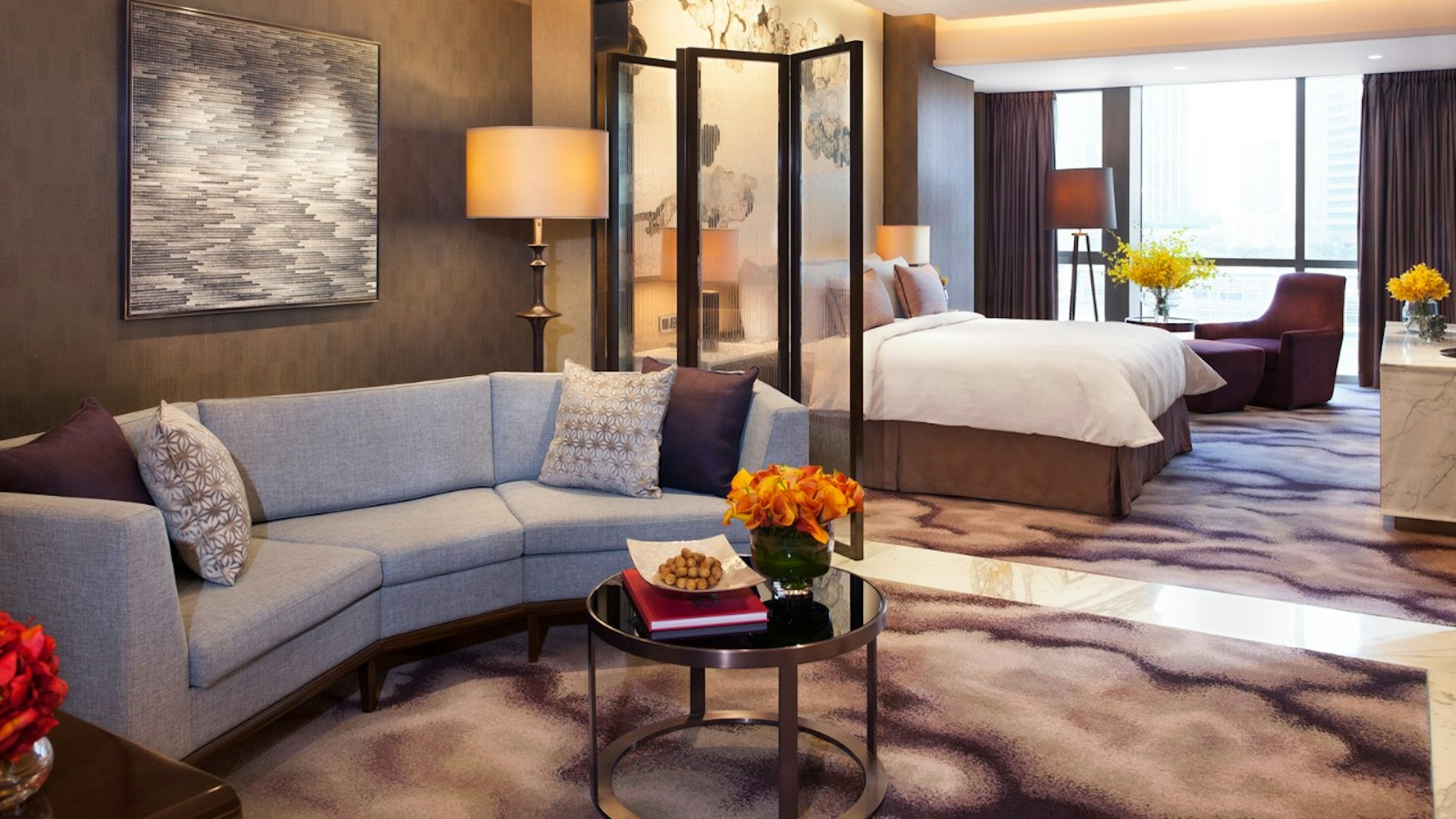 Grand, Four Seasons, King Bed