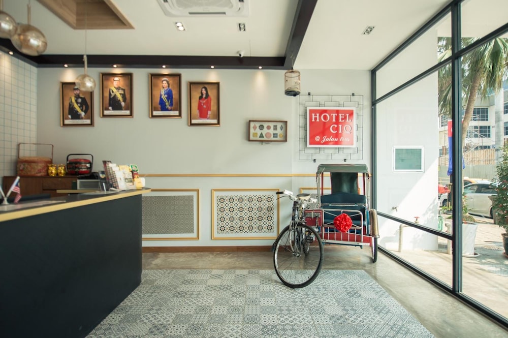 Ciq Hotel At Jalan Trus 43/54