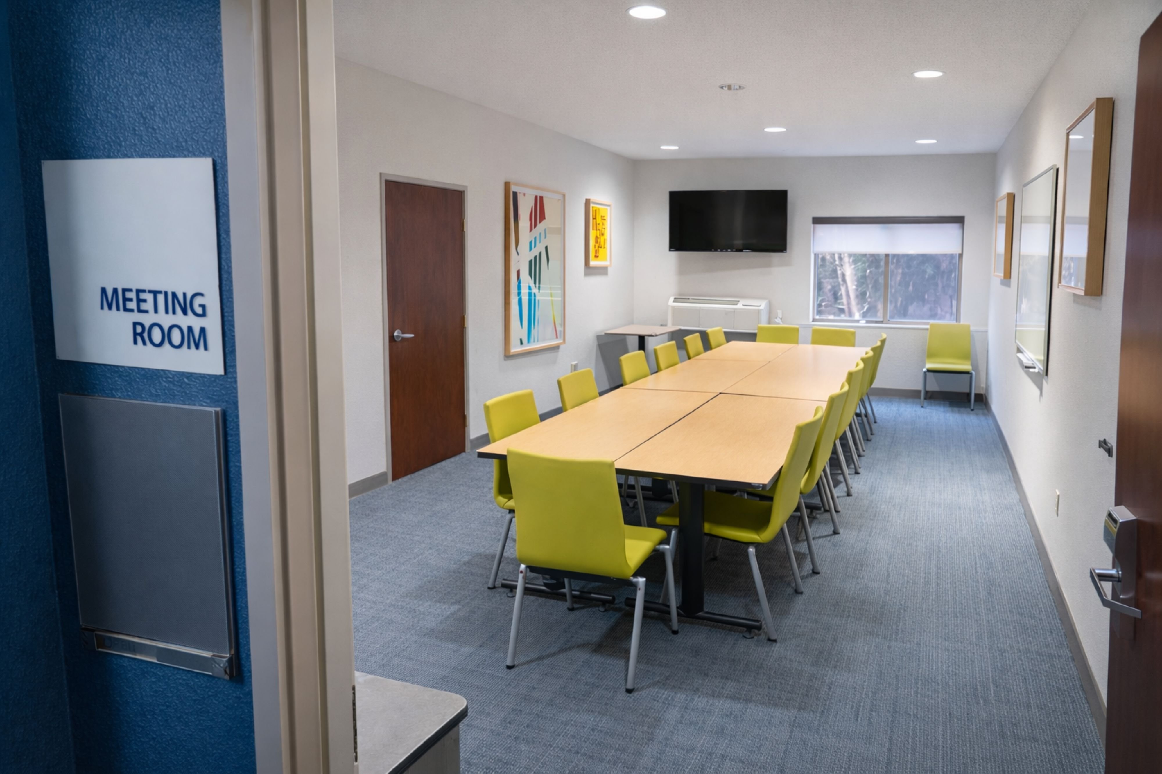 Holiday Inn Express Hotel And Suites St Paul Woodbury 67/79