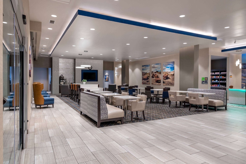 La Quinta Inn and Suites by Wyndham Holbrook Petrified Forest 7/39