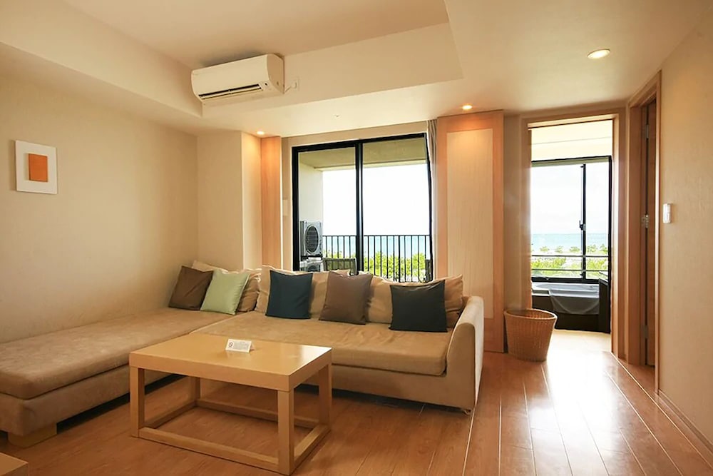 Moon Ocean Ginowan Hotel & Residence 31/50