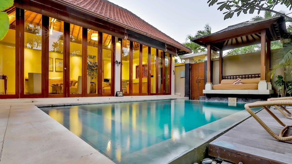 Disini Luxury Spa Villas 2/50