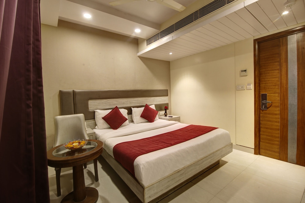Hotel Shanti Plaza 29/50