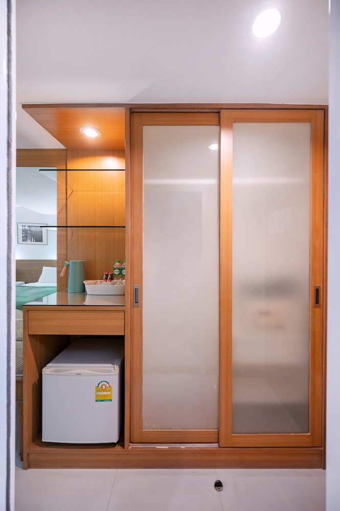 P2 BOUTIQUE HOTEL 77/78