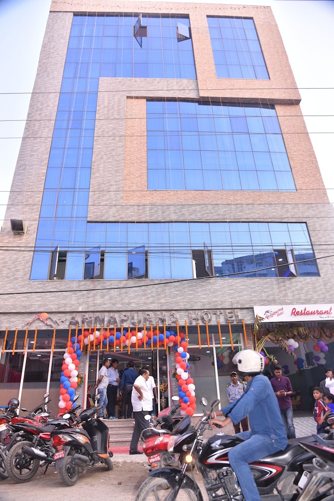 Annapurna Hotel 1/28