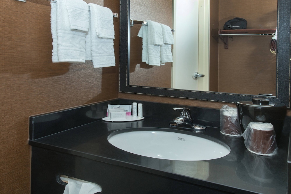 Fairfield Inn And Suites Jacksonville 32/47