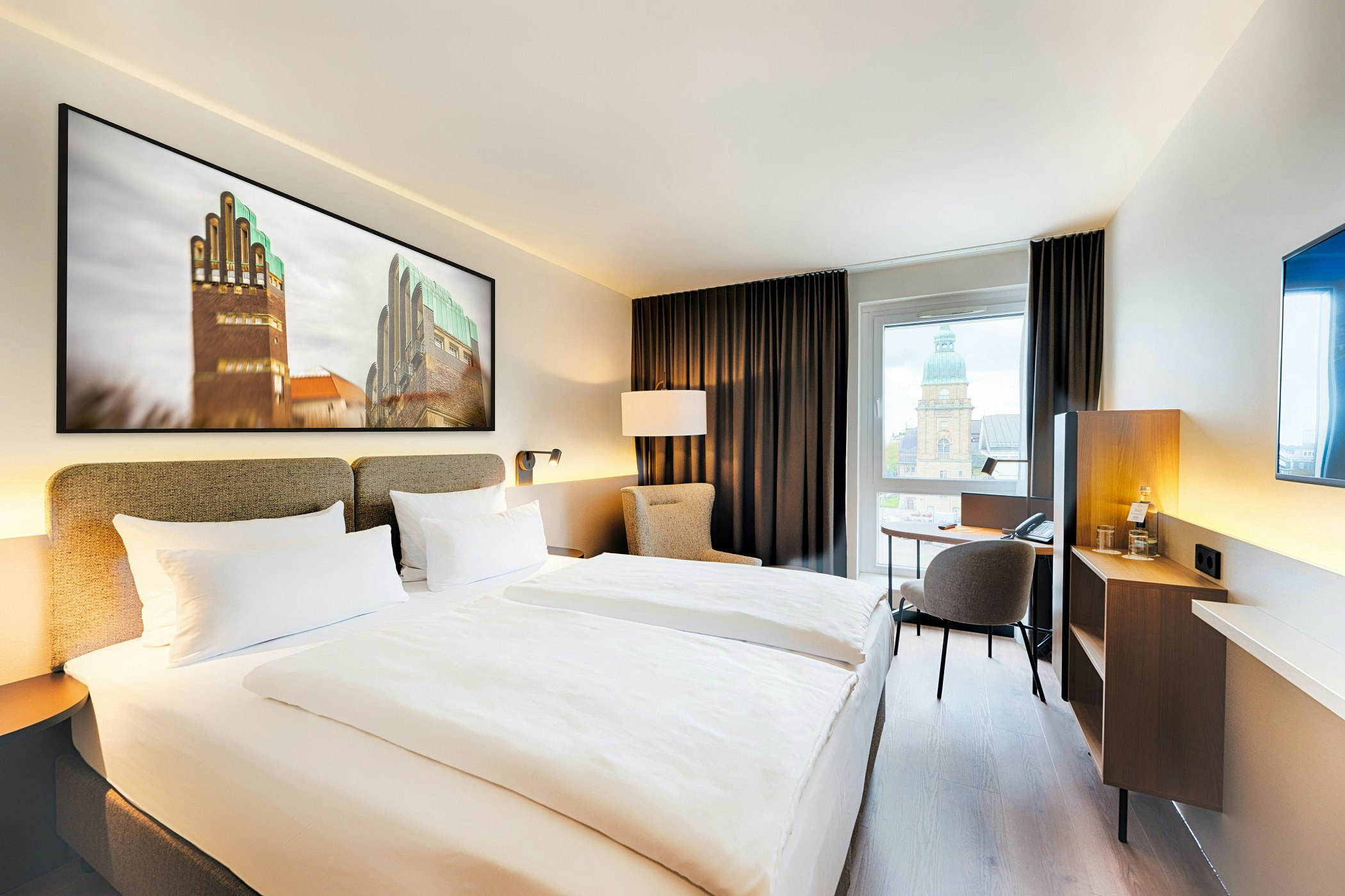 Deluxe, Double Bed