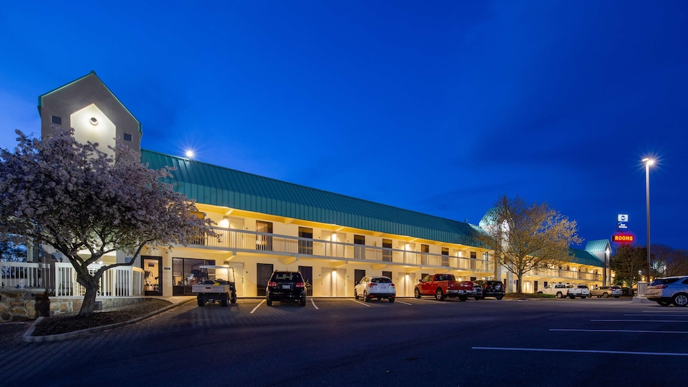 Best Western Newport Inn 1/43