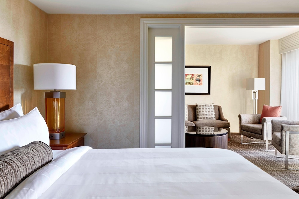 Marriott Marina Del Rey 10/48