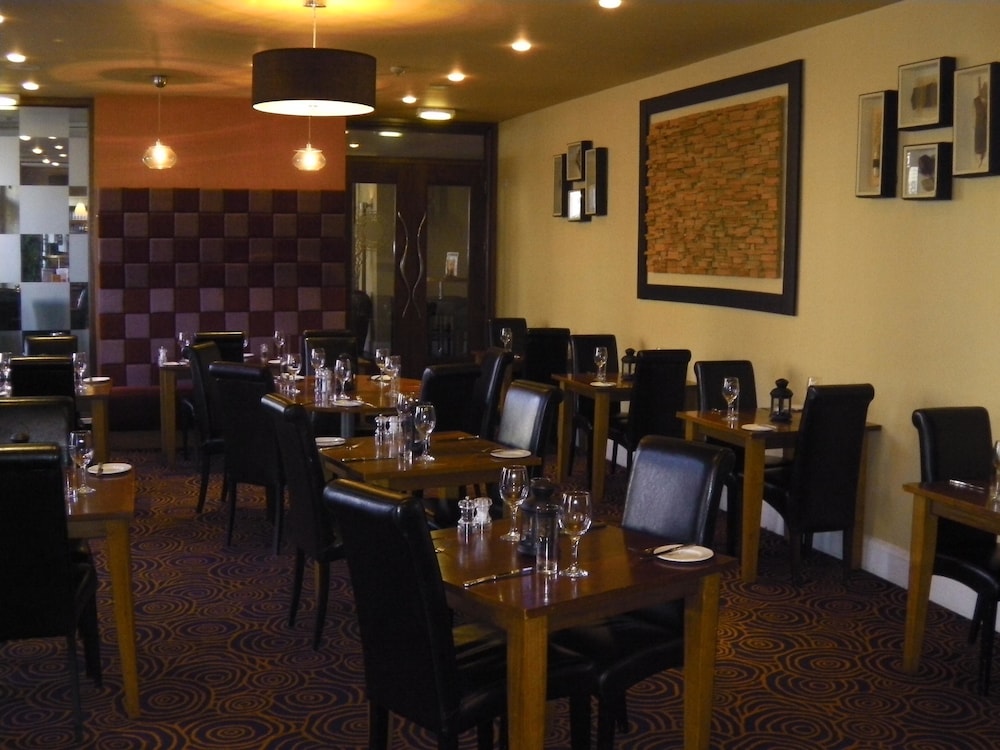 The Caledonian Hotel 52/62