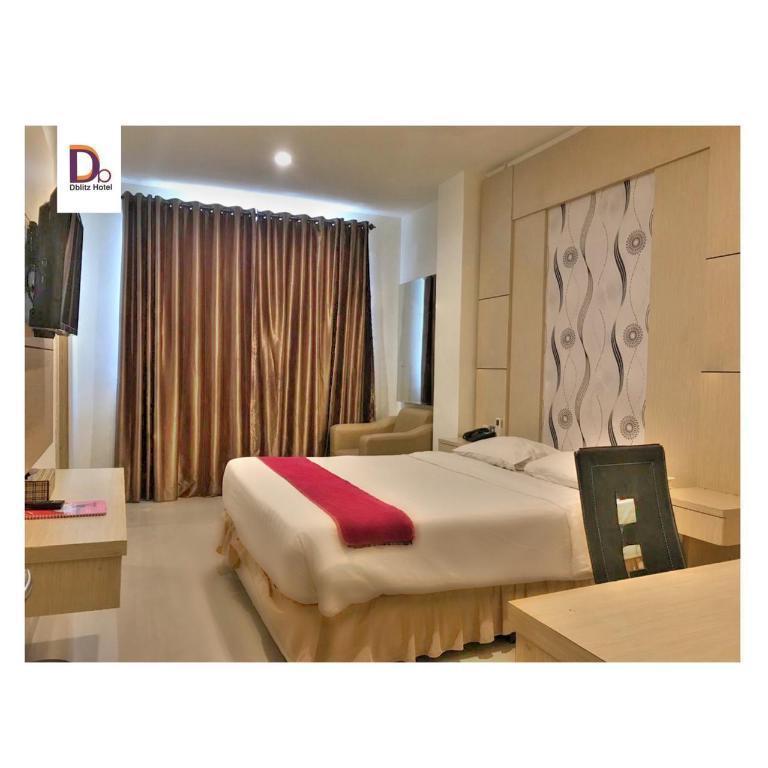 D Blitz Hotel Kendari 6/28