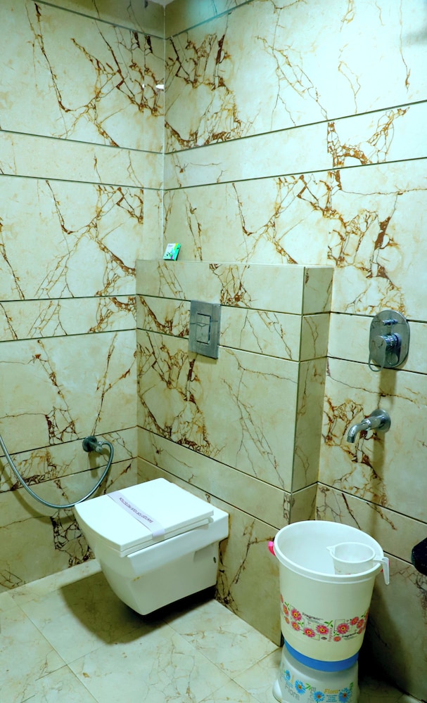 Hotel Pink City 41/43