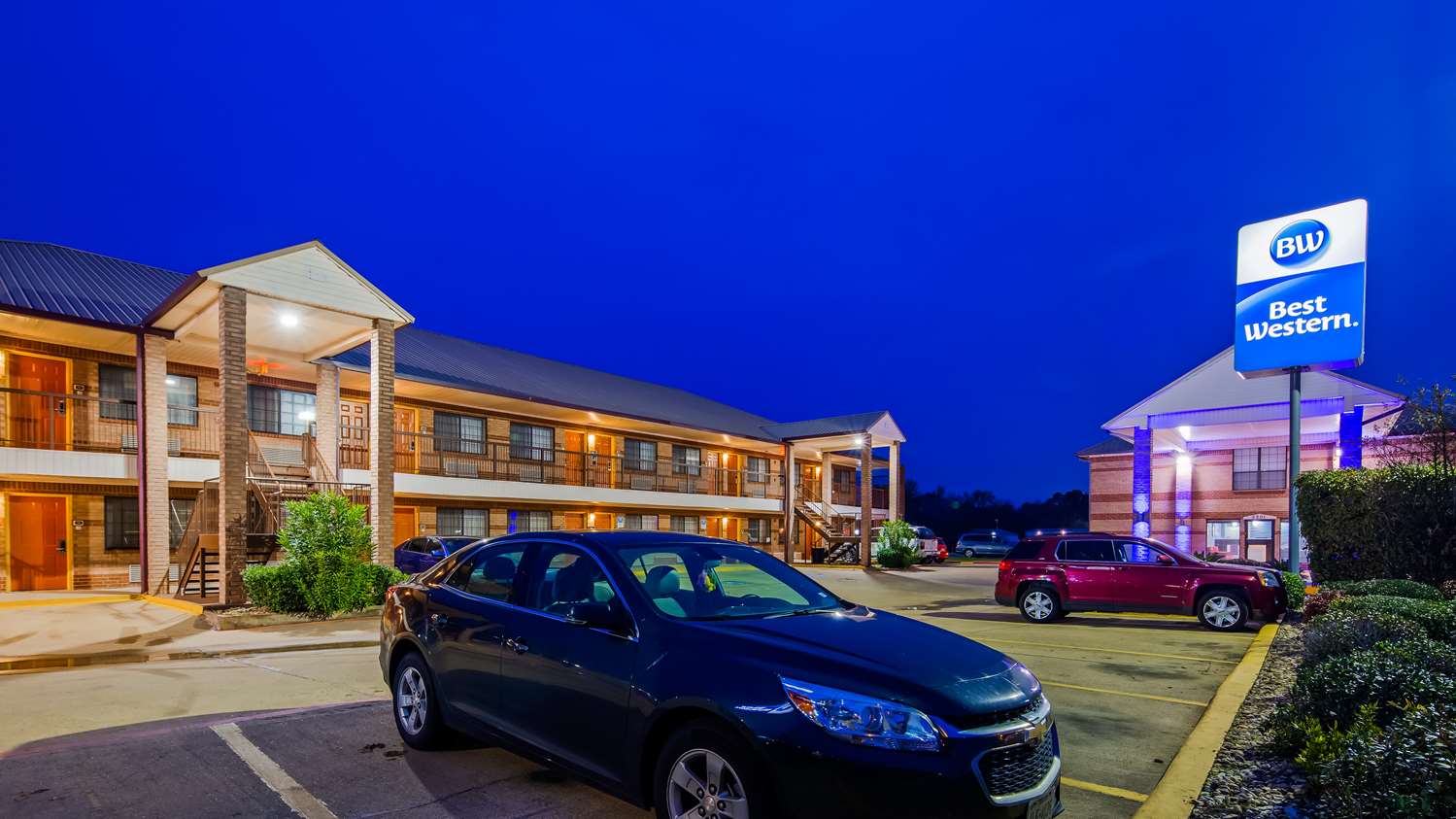 Best Western Executive Inn Marshall 6/7