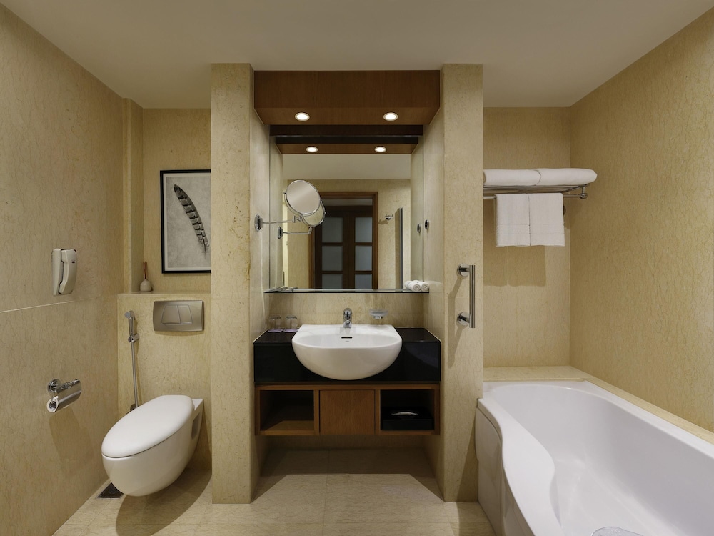 NOVOTEL HYDERABAD CONVENTION CENTRE 73/73