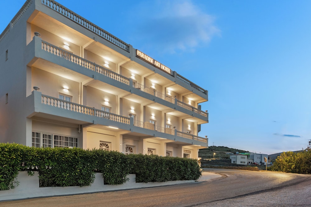Paradise Art Hotel 6/57
