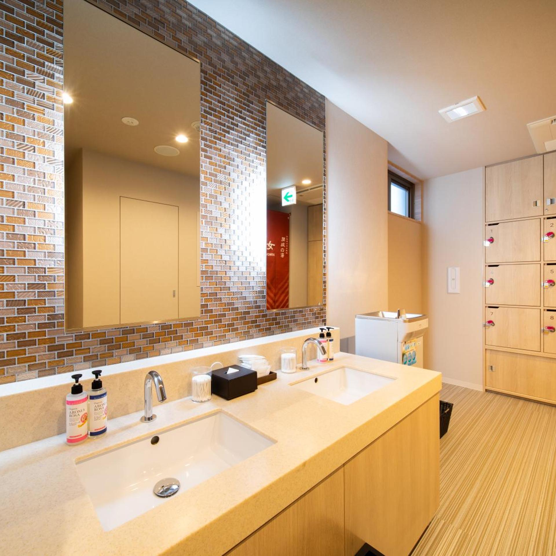 Super Hotel Tokyo Shiba 43/53