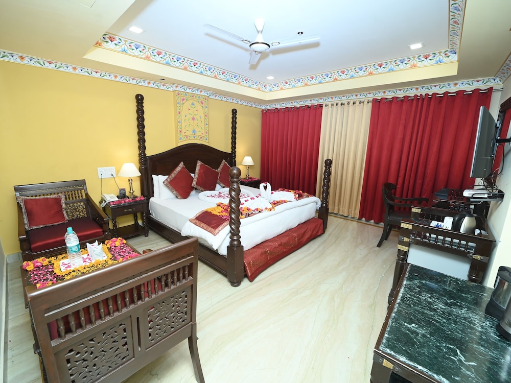 Fort Chandragupt Hotel 15/32