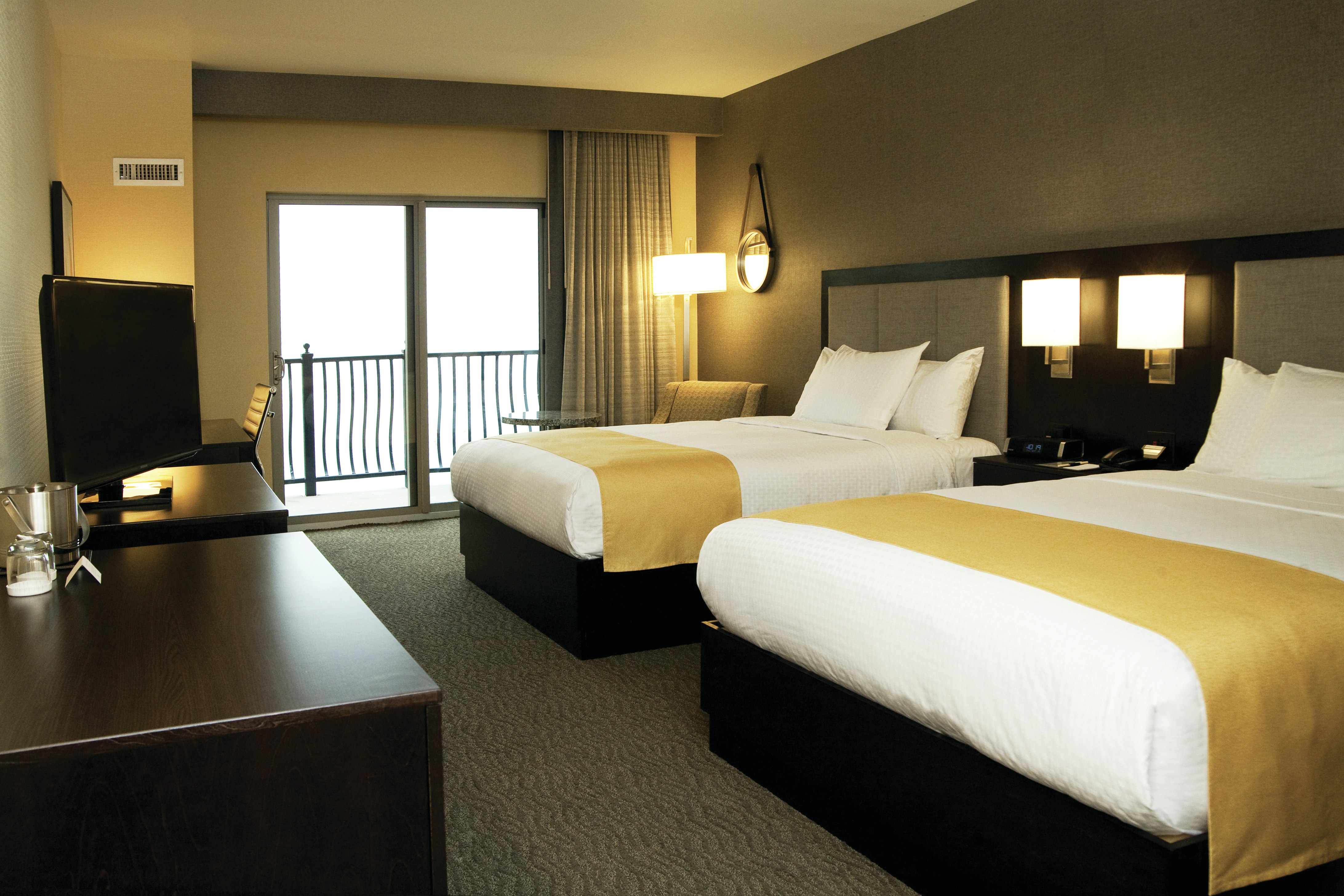 Doubletree By Hilton Hotel Bemidji 9/35