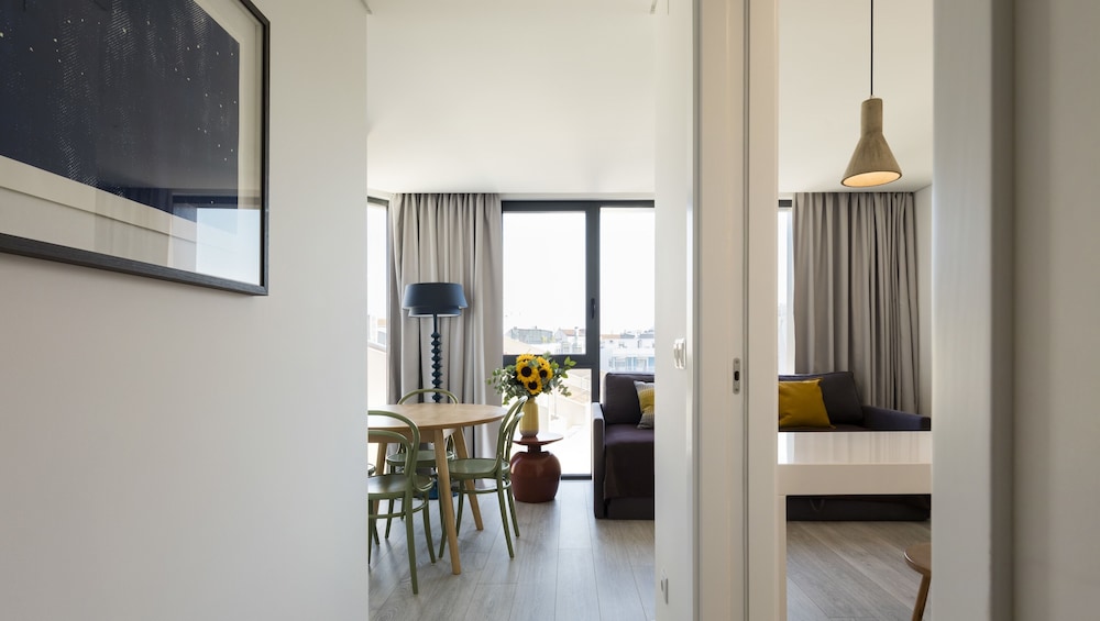 Lisbon Serviced Apartments Parque 20/66