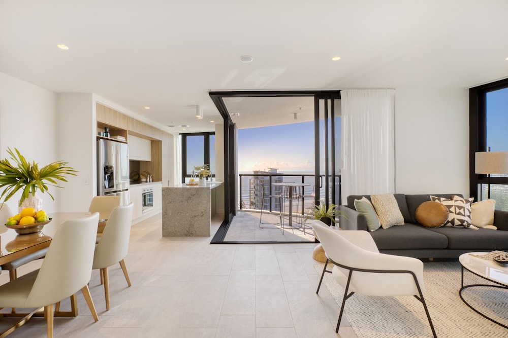 Vue Broadbeach 28/49