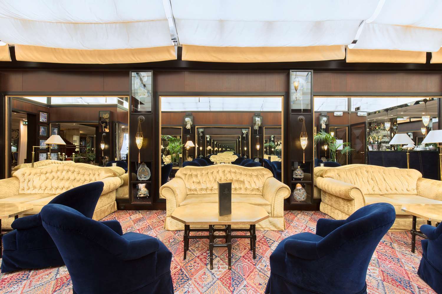 lounge