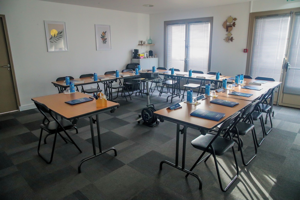Hotel Campanile Montargis Amilly 57/64