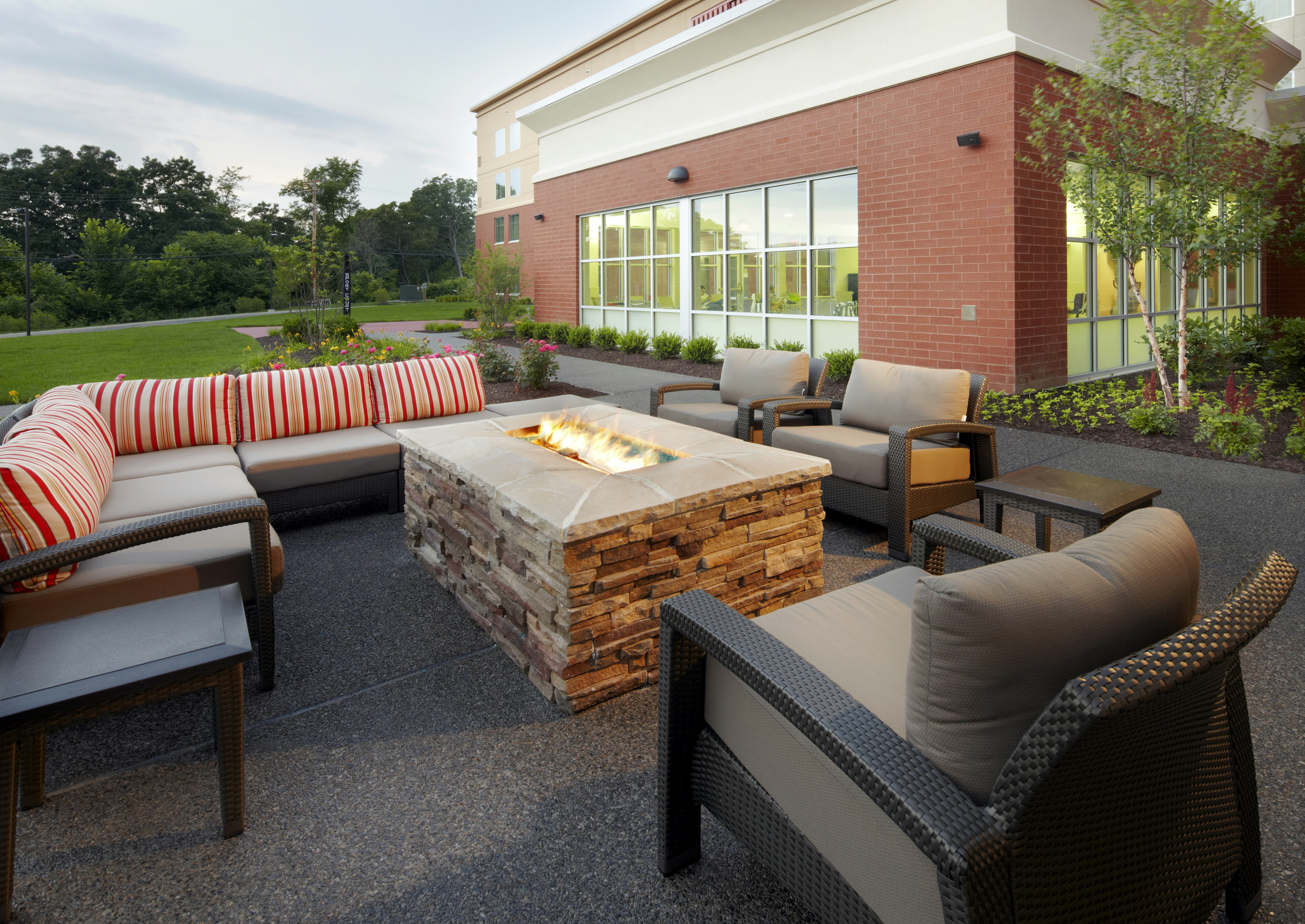 Homewood Suites by Hilton Pittsburgh Airport Robinson Mall Area PA 9/14