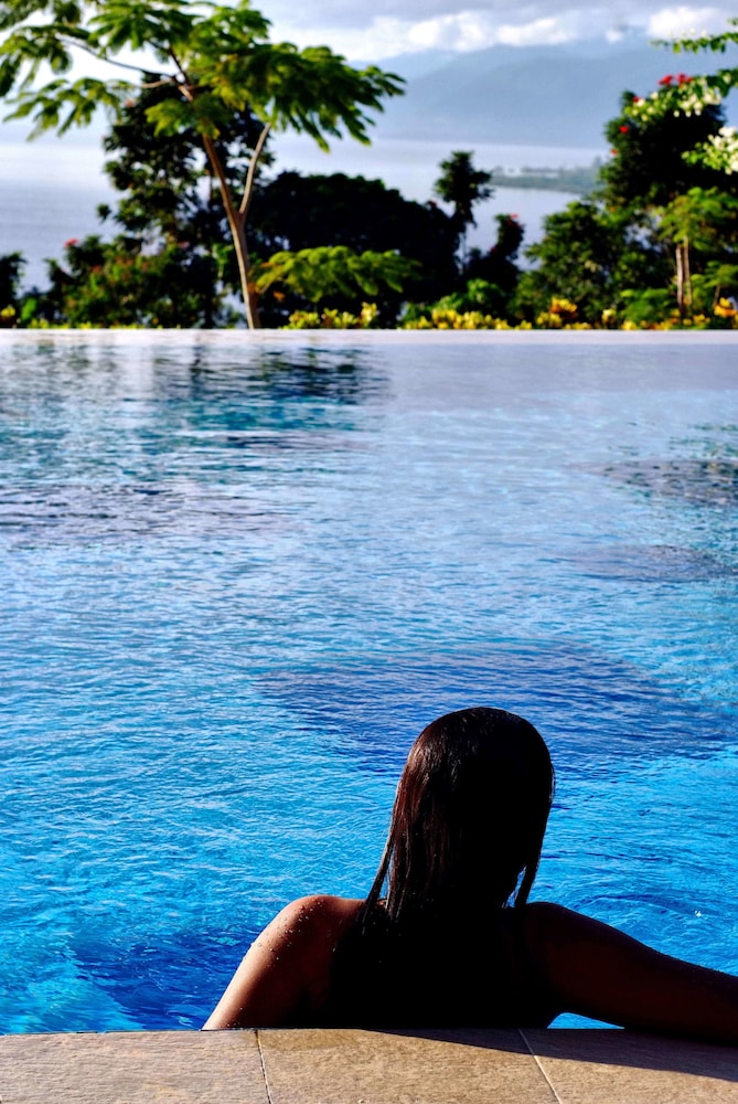 Aston Niu Manokwari Hotel & Conference Center 16/33