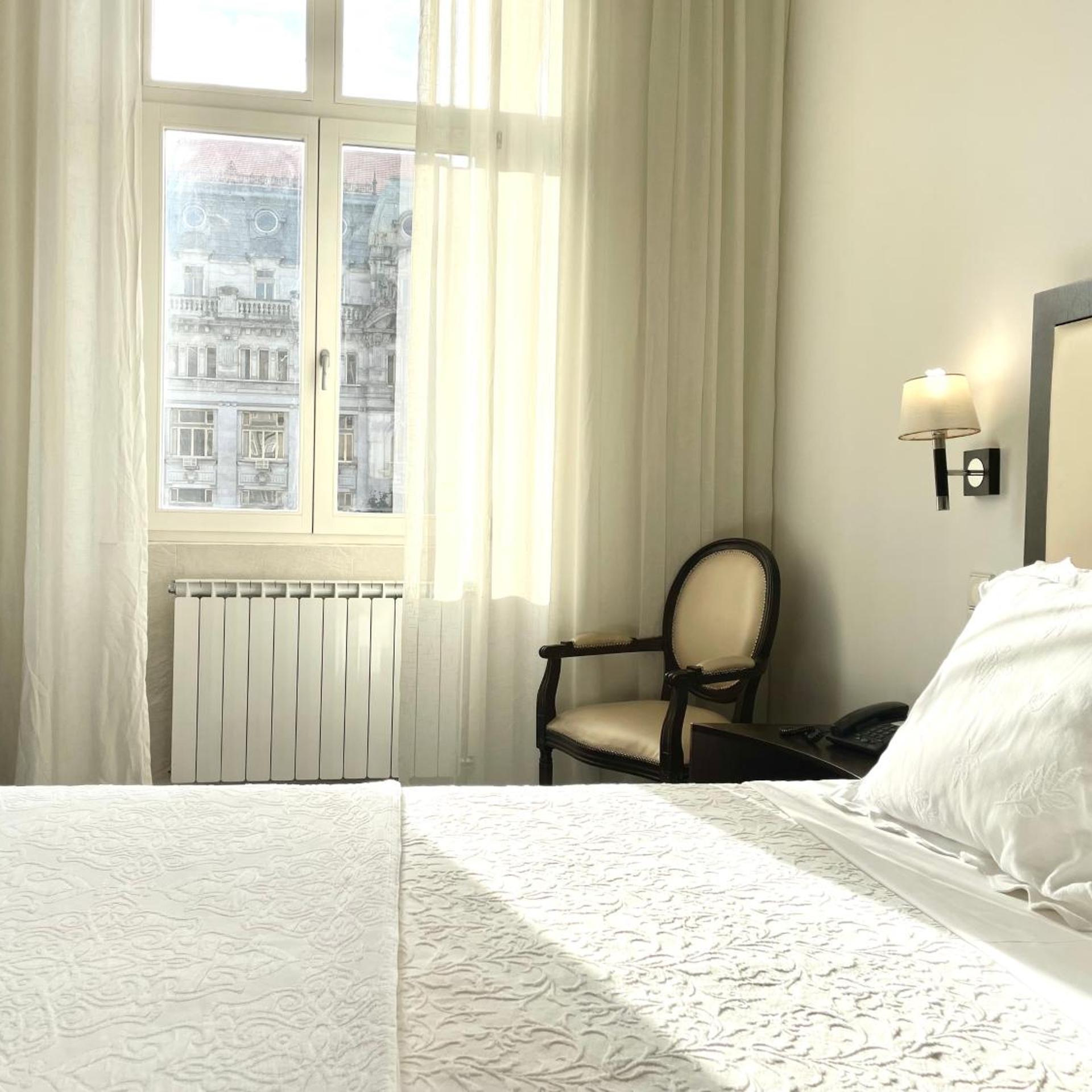 غرفة سوبيريور بسرير مزدوج بإطلالة، Universal Hotel 7/10