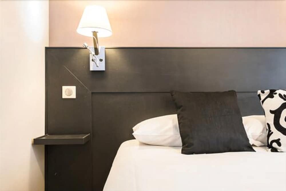 HOTEL BONSEJOUR MONTMARTRE 45/59