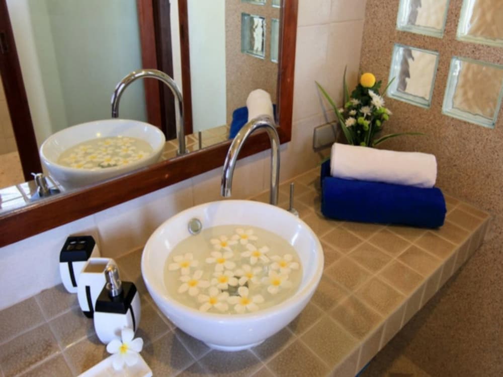 Baan Kantiang See Villa Resort 20/50
