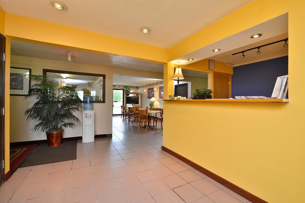 Americas Best Value Inn Decatur Il 11/32