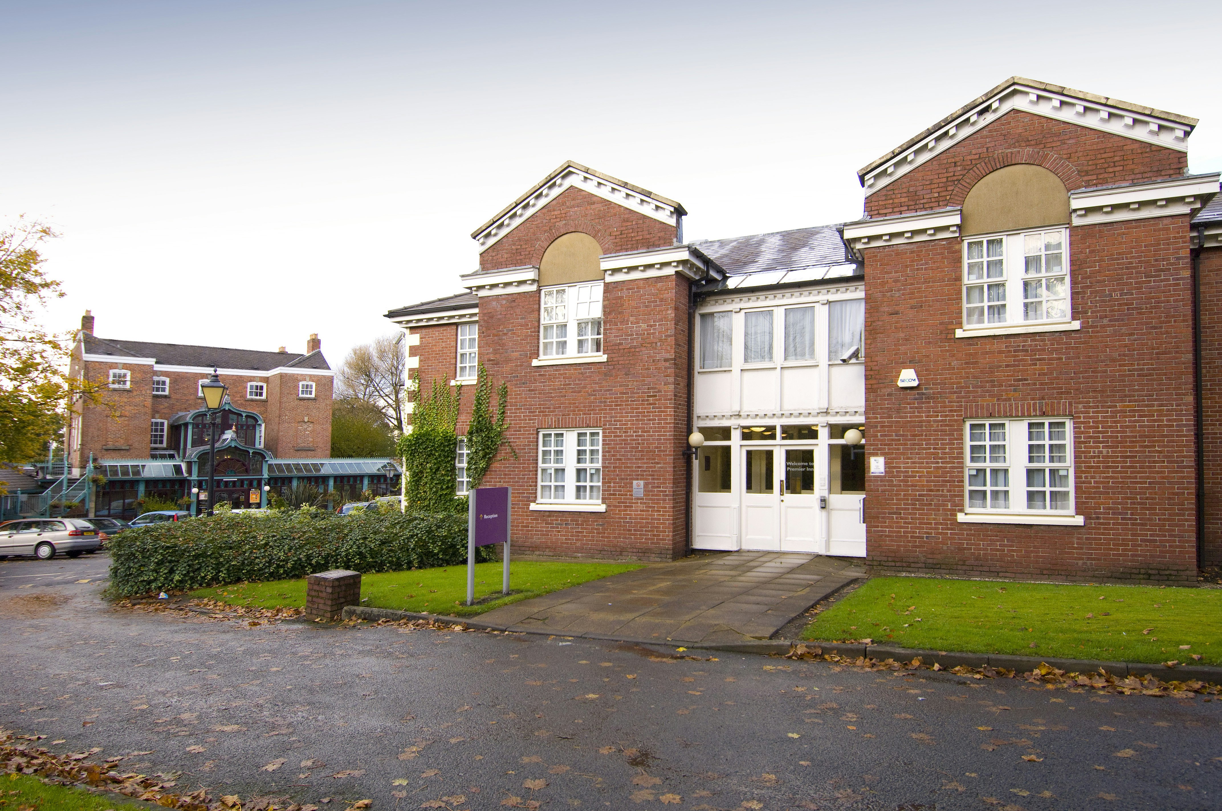 Premier Inn Stockport Central 23/25