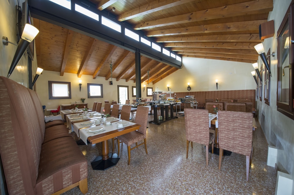 Venice Resort 56/72